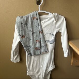 Carter's White and Gray Ghost & Pumpkin print outfit
